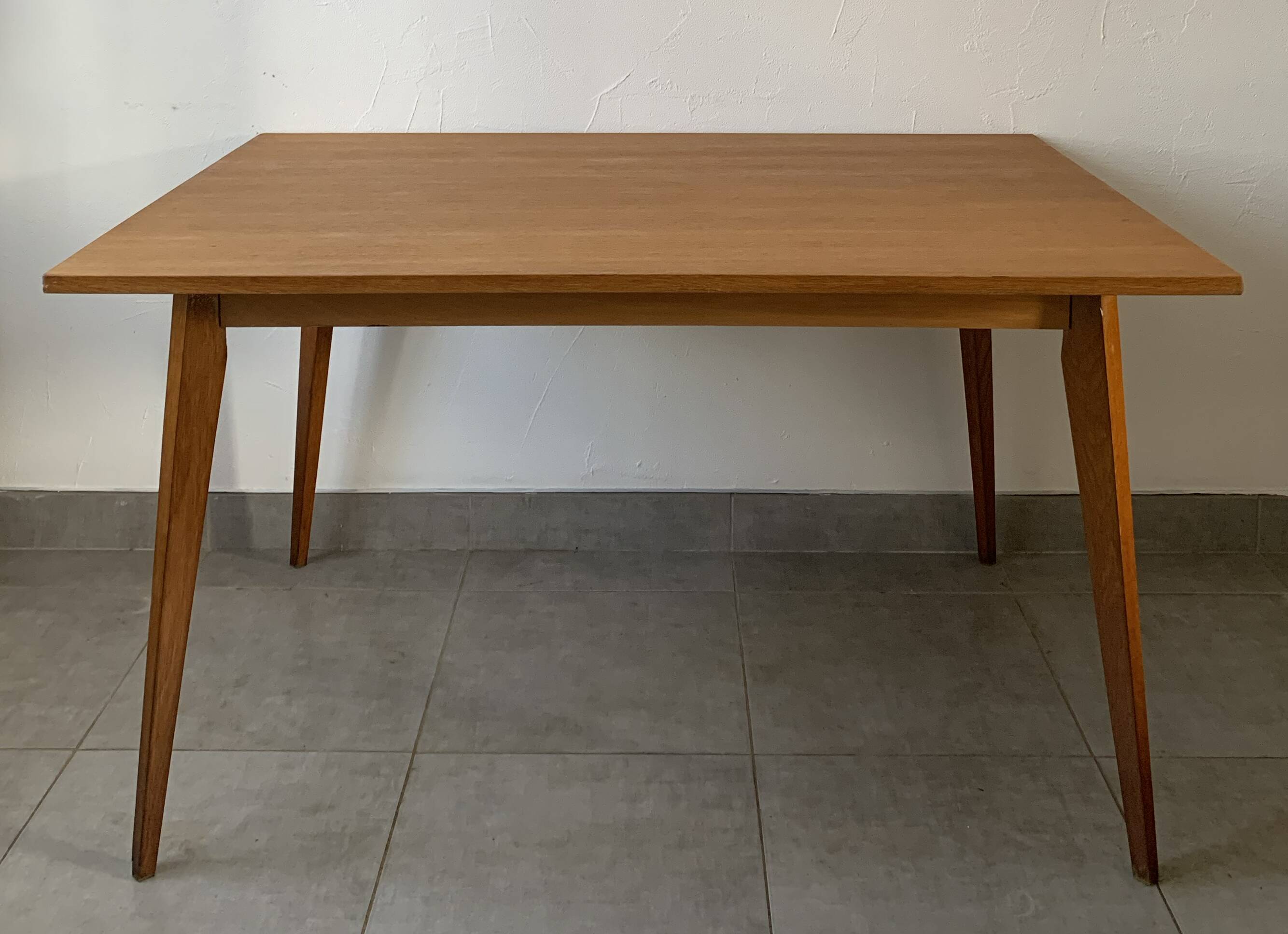 Table en chêne, années 50