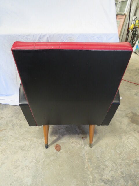 Fauteuil skai rouge et noir vintage