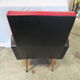 Fauteuil skai rouge et noir vintage
