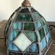 Ancienne Lampe Arts & Crafts cf. Tiffany Fer forgé et vitrail