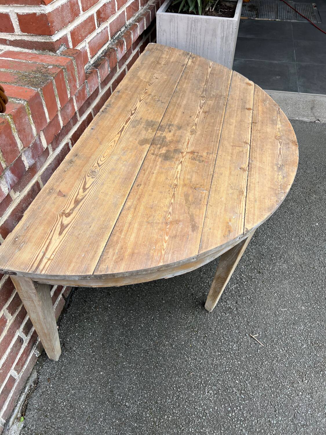 Ancienne table en bois demie lune