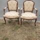 Paire de fauteuils cabriolet