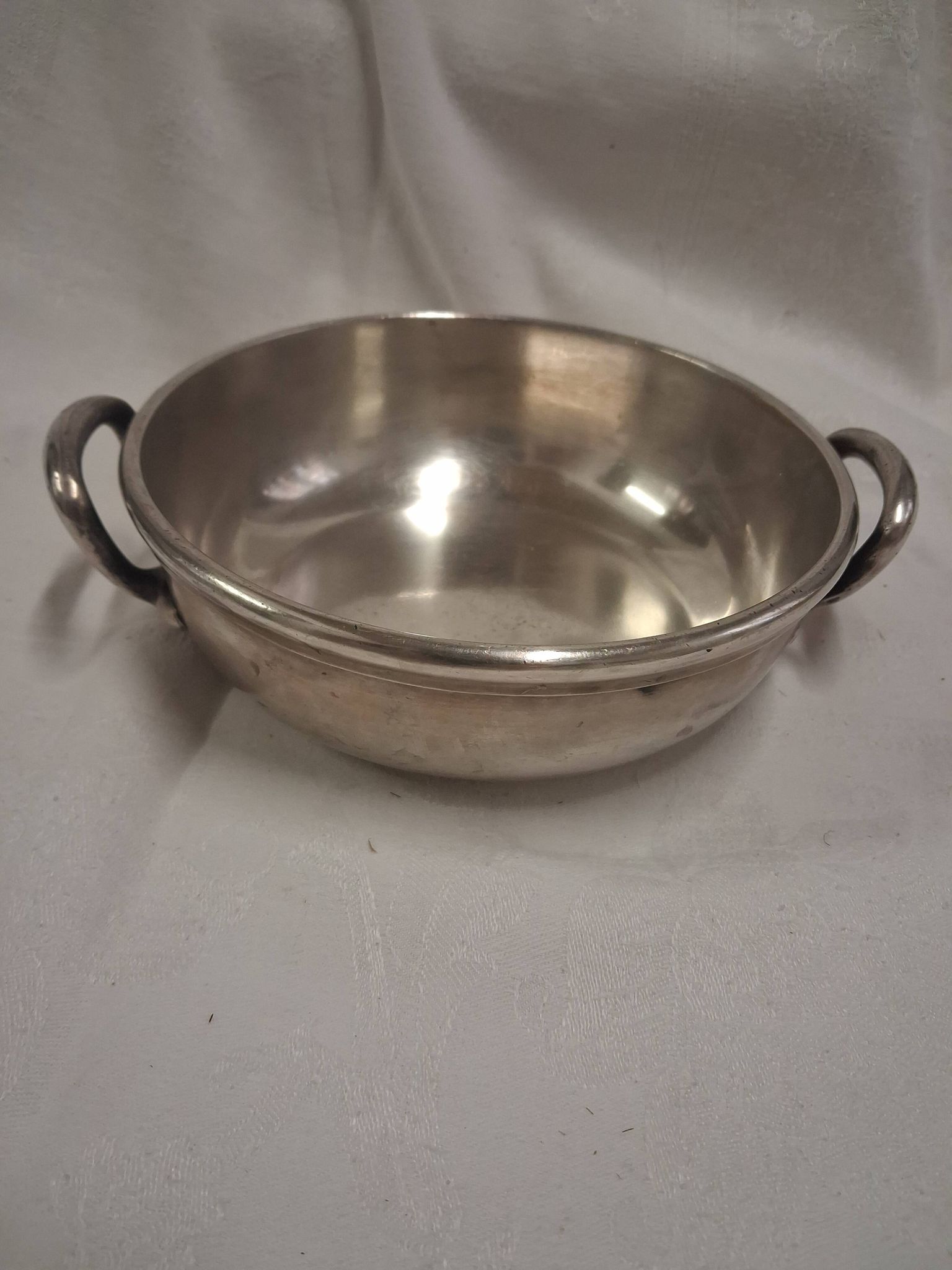 Antique serving dish, vegetable dish, in silver-plated metal, Pannassier silversmithing.