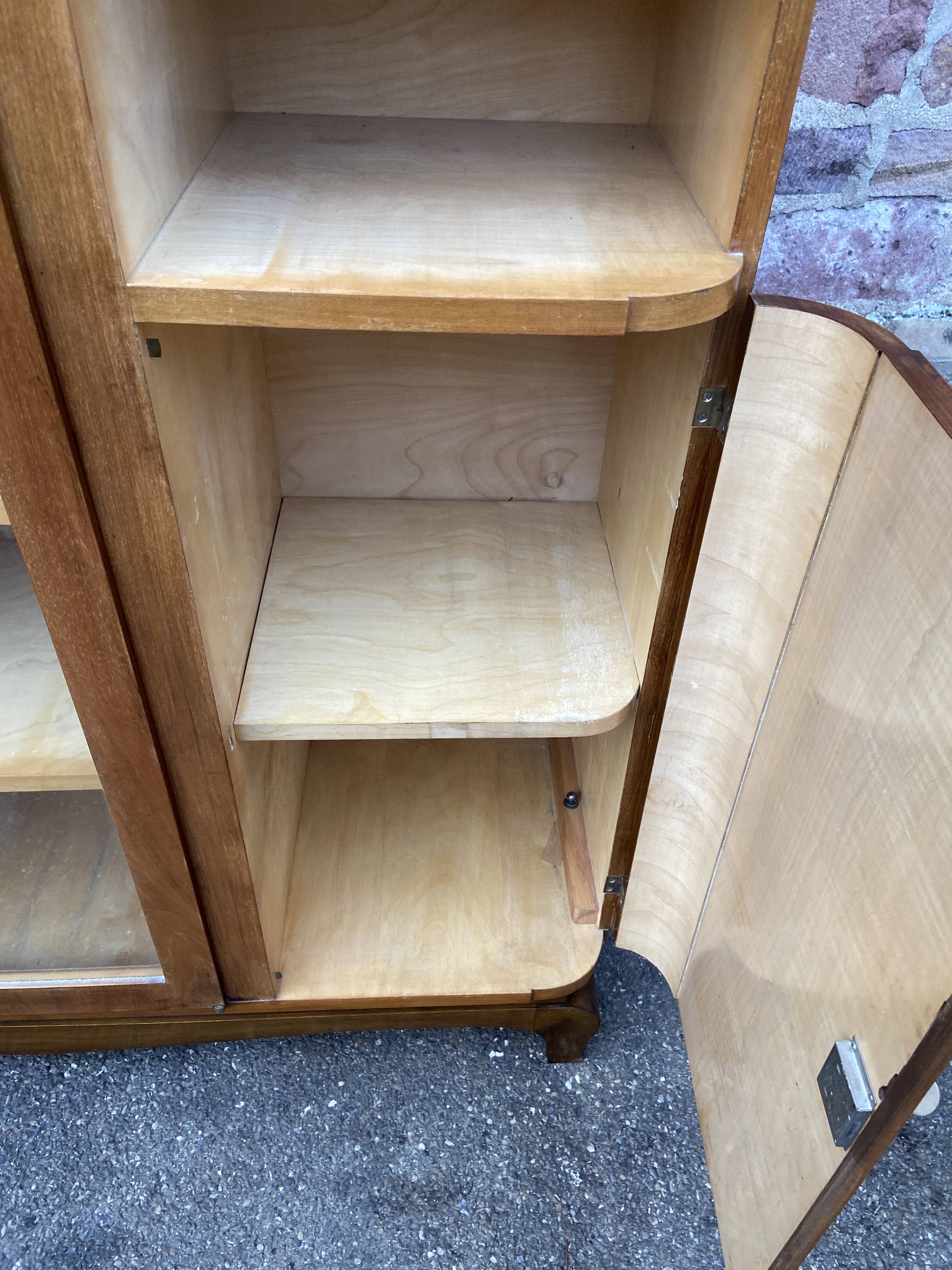 Showcase art-deco library mid-century vintage 1950 walnut ronce