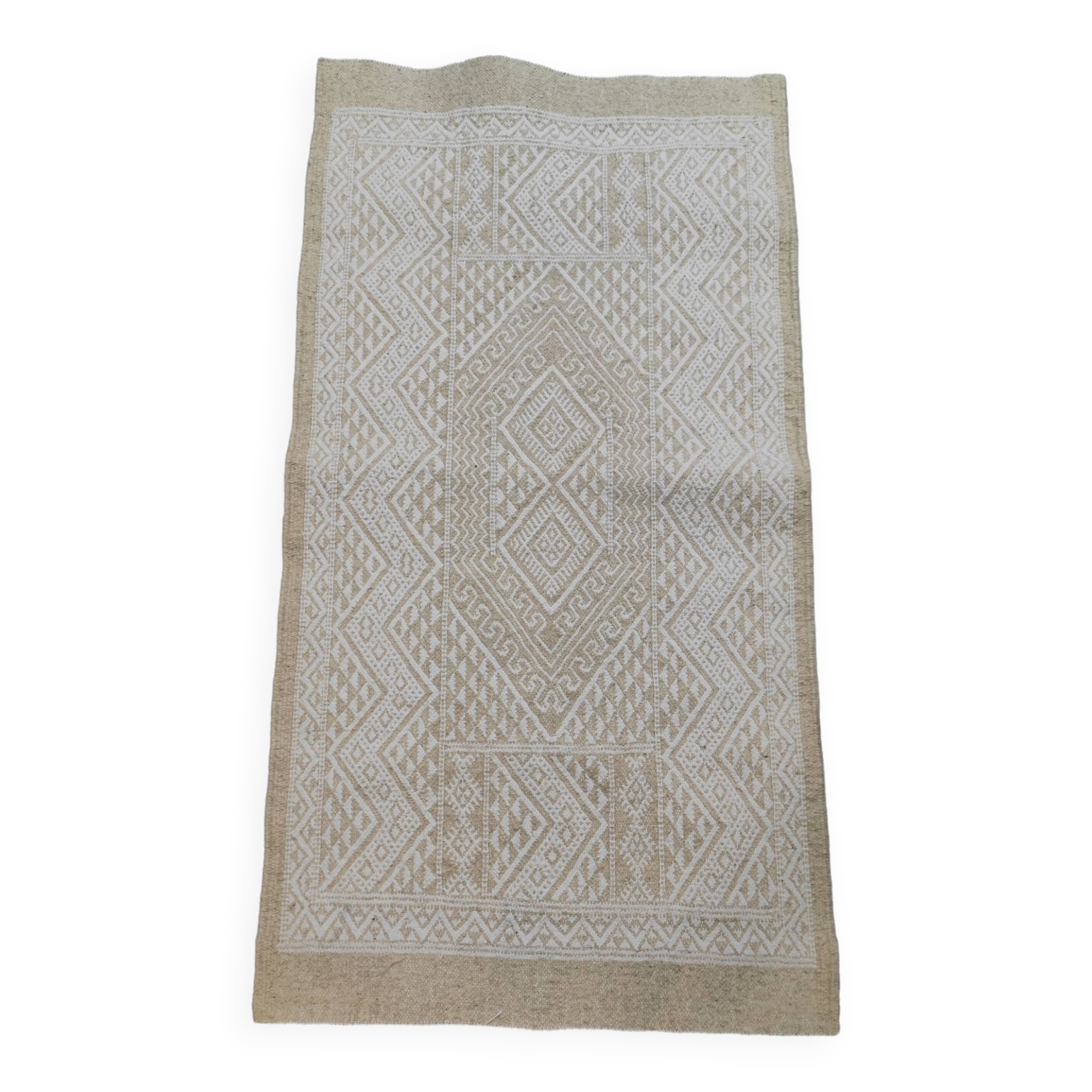 Hand-woven margoum rug in natural wool