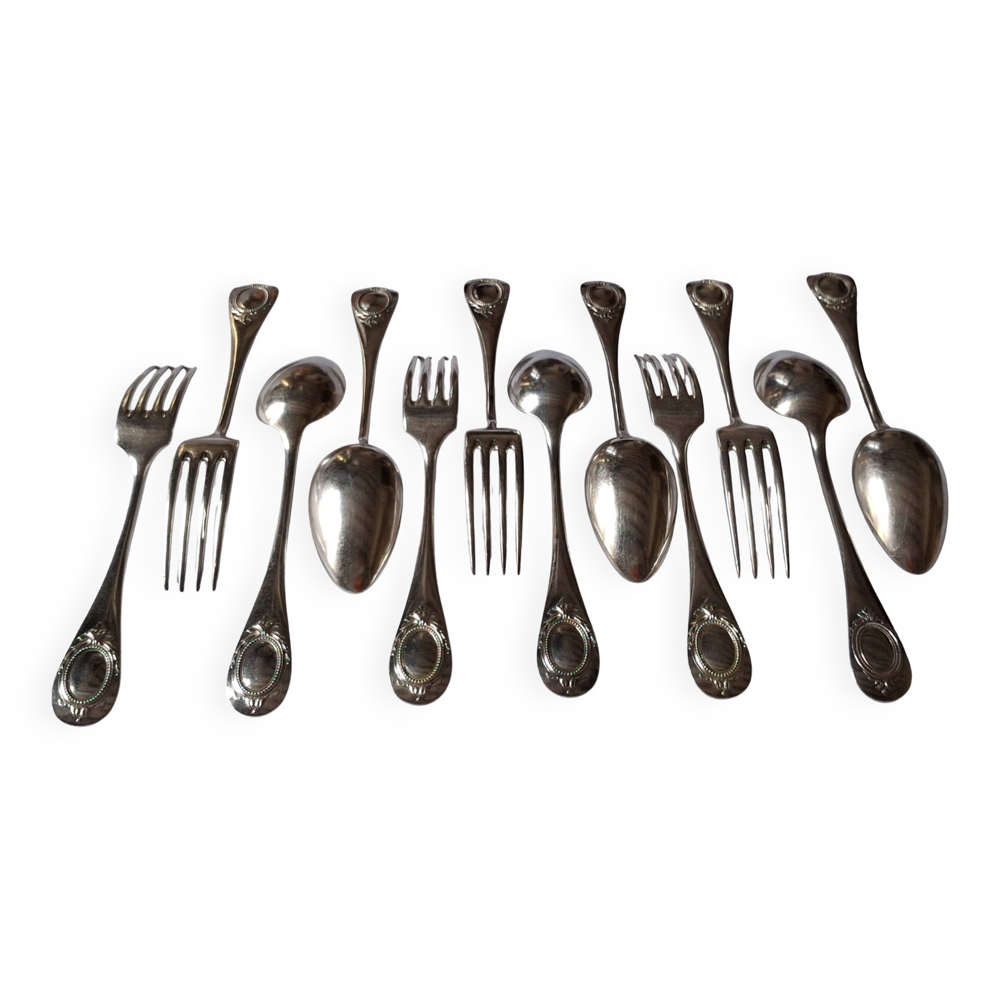 Christofle Louis XVI cutlery