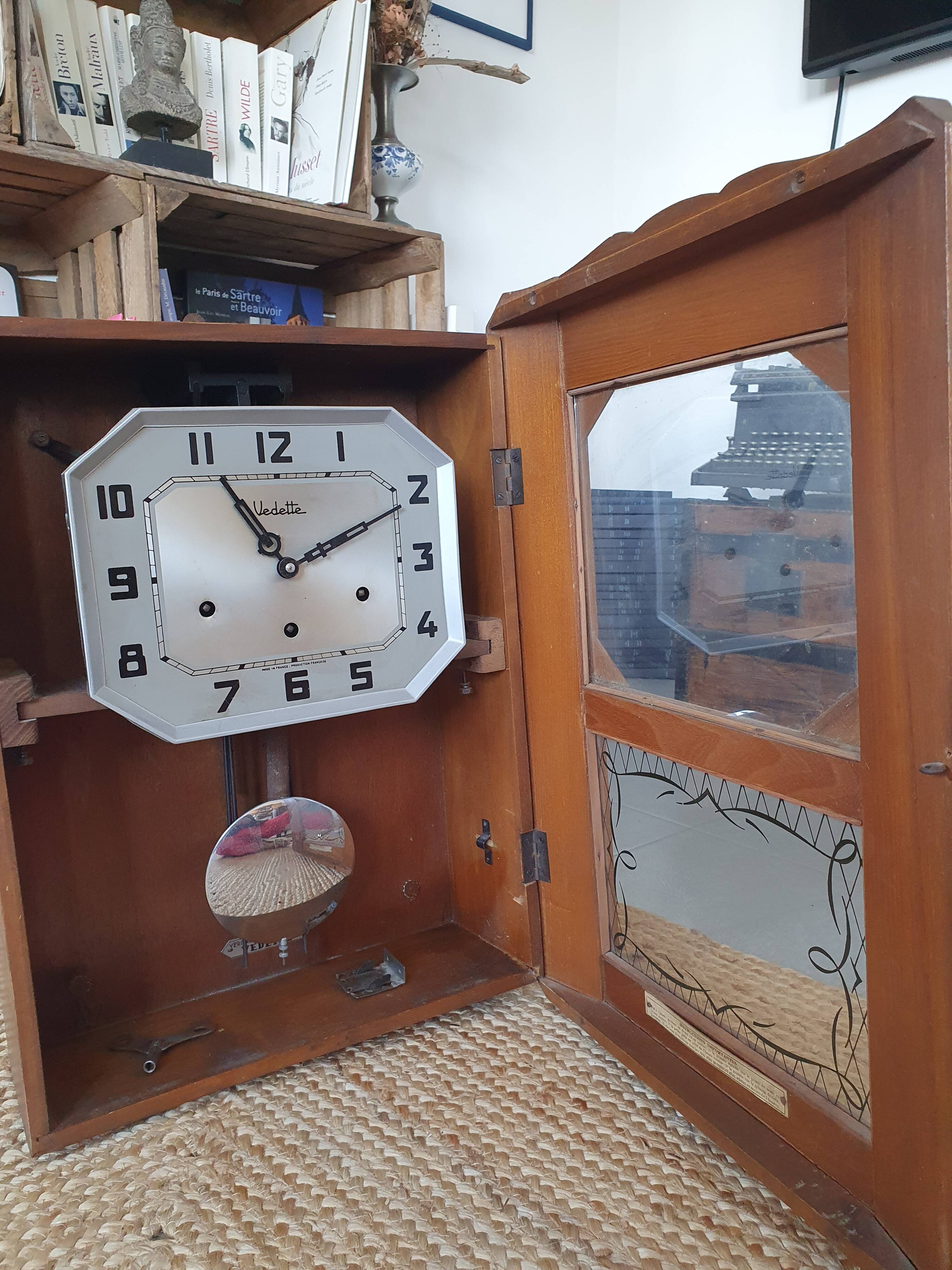 Pretty Carillon Real Westminster Star