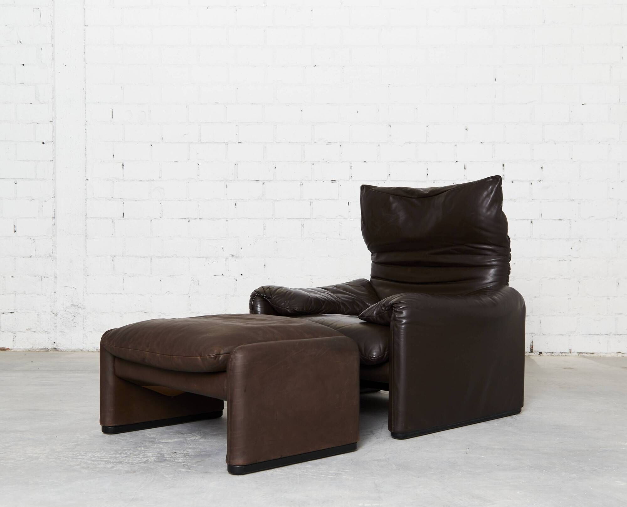 Leather Maralunga Lounge Chair and Ottoman by Vico Magistretti for Cassina
