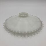 Galette opaline ondulée en verre