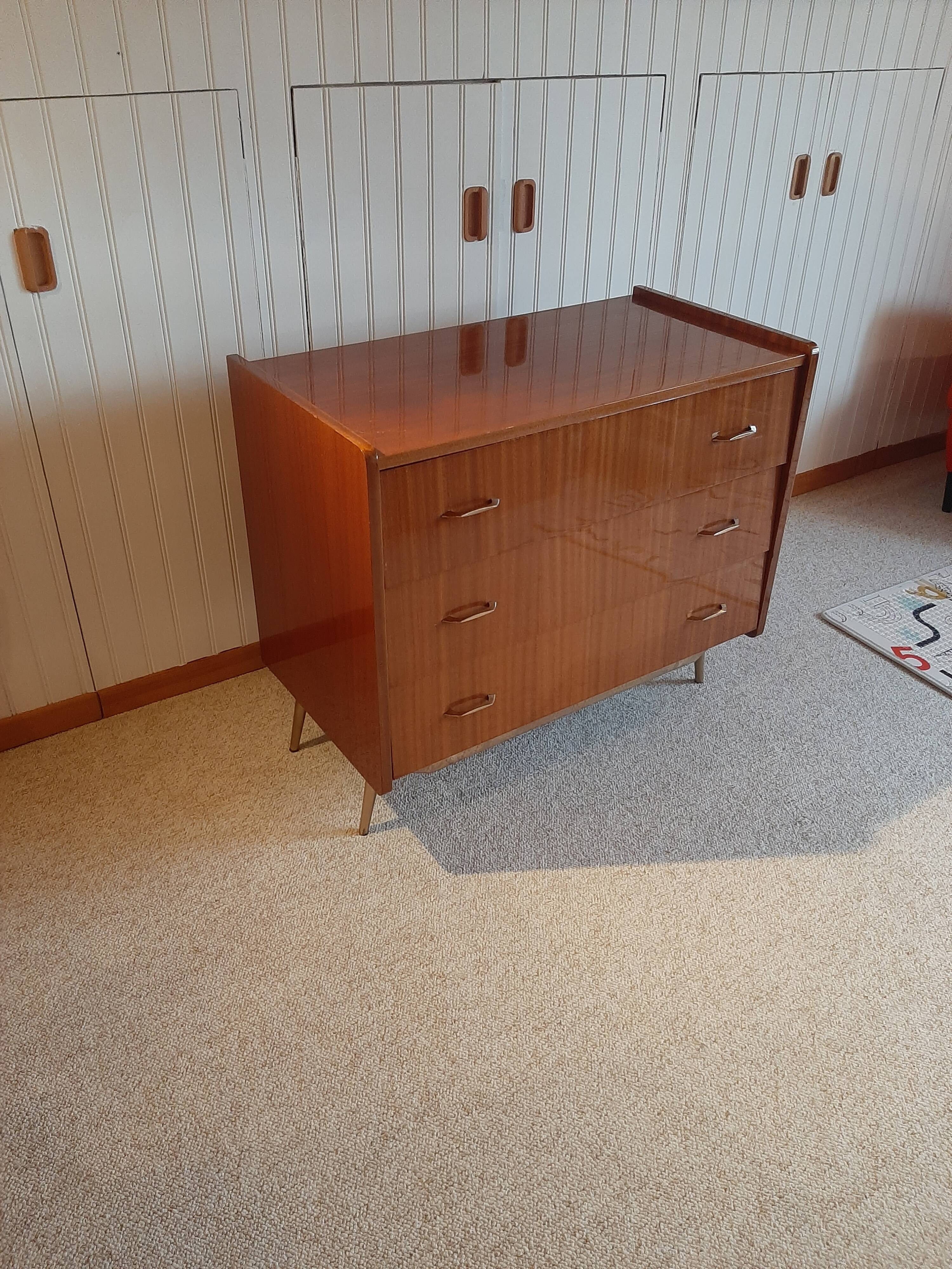 Vintage chest of drawers 3 drawers - varnished teak - Scandinavian style - retro patterns - 60s