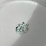 4 dinner plates, pink tablecloth, Moulin des Loups