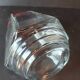 Art Deco glass and bakelite powder shaker in burgundy – 1940s/50s