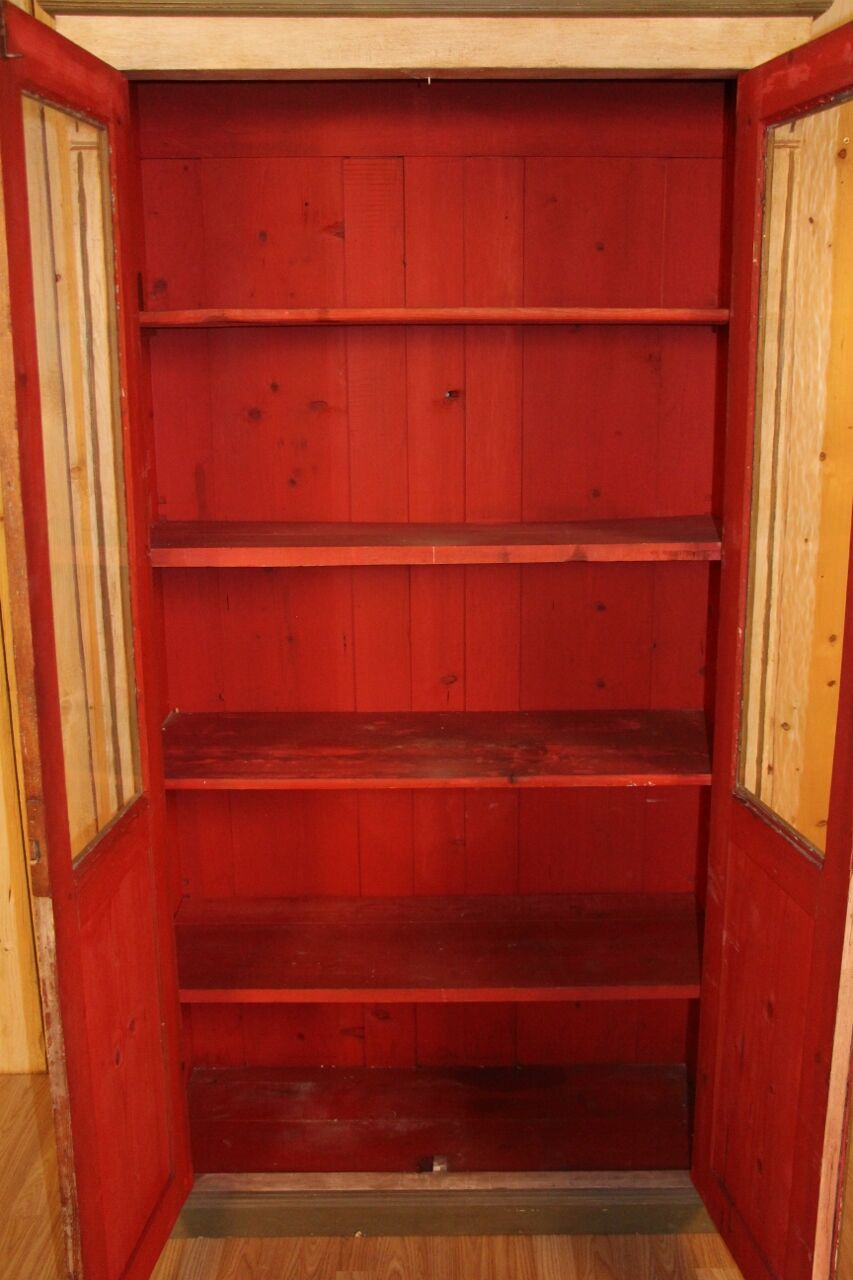 Old vintage showcase