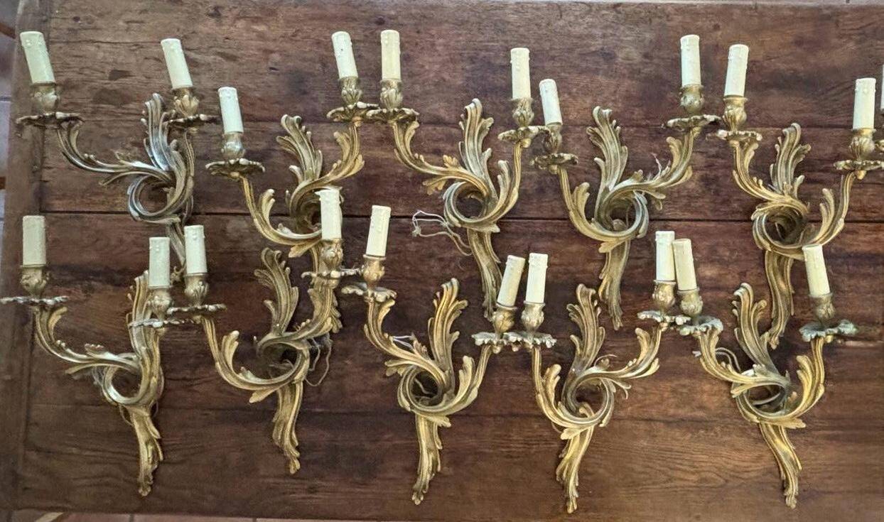 Set of 5 pairs of Louis XV style gilt bronze wall lights + bulbs