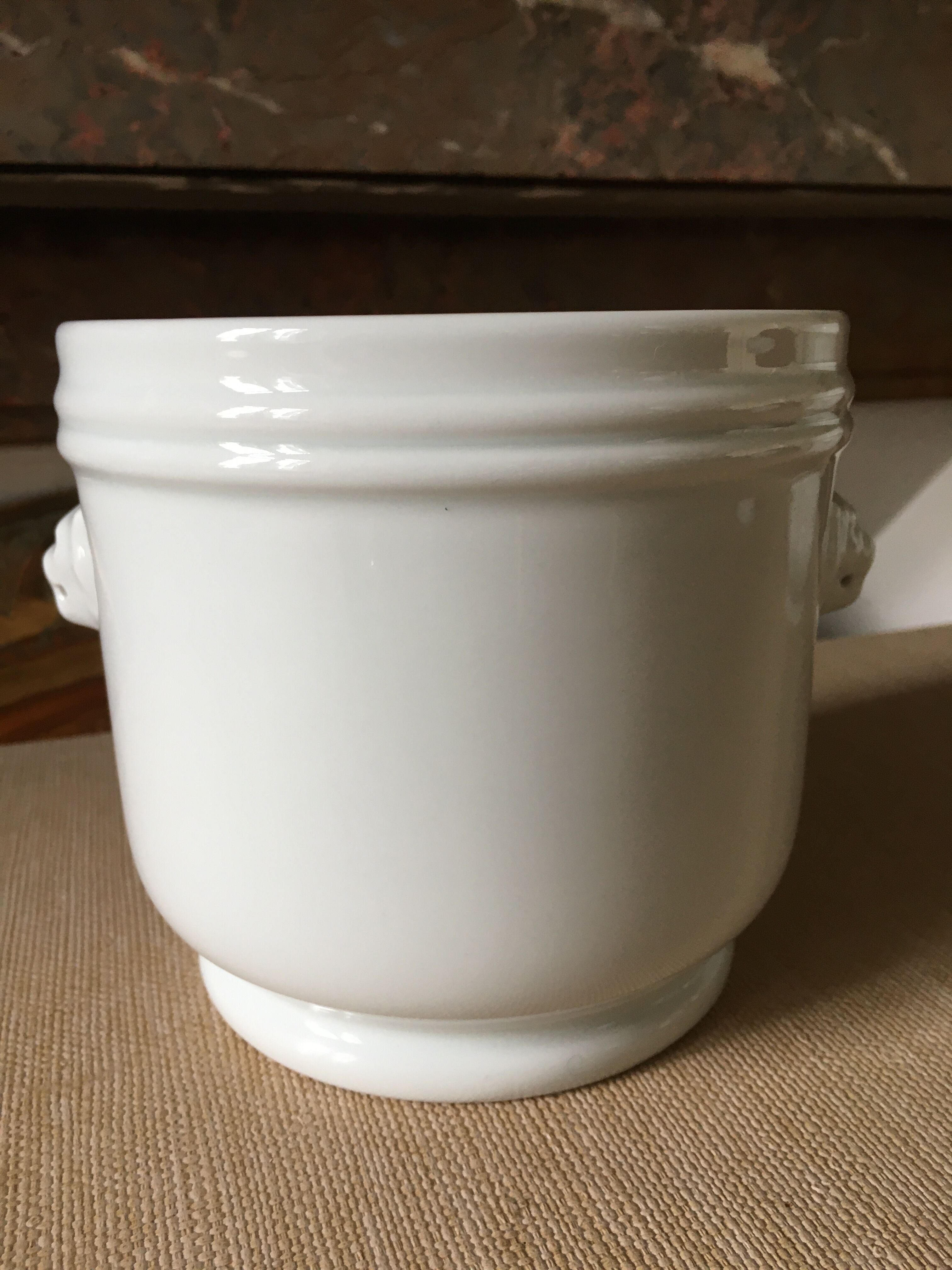 Cache pot tête de lion