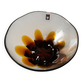 Humppila Finland Amber Art Glass Bowl, MCM Petal Sunburst Design, 1970s.