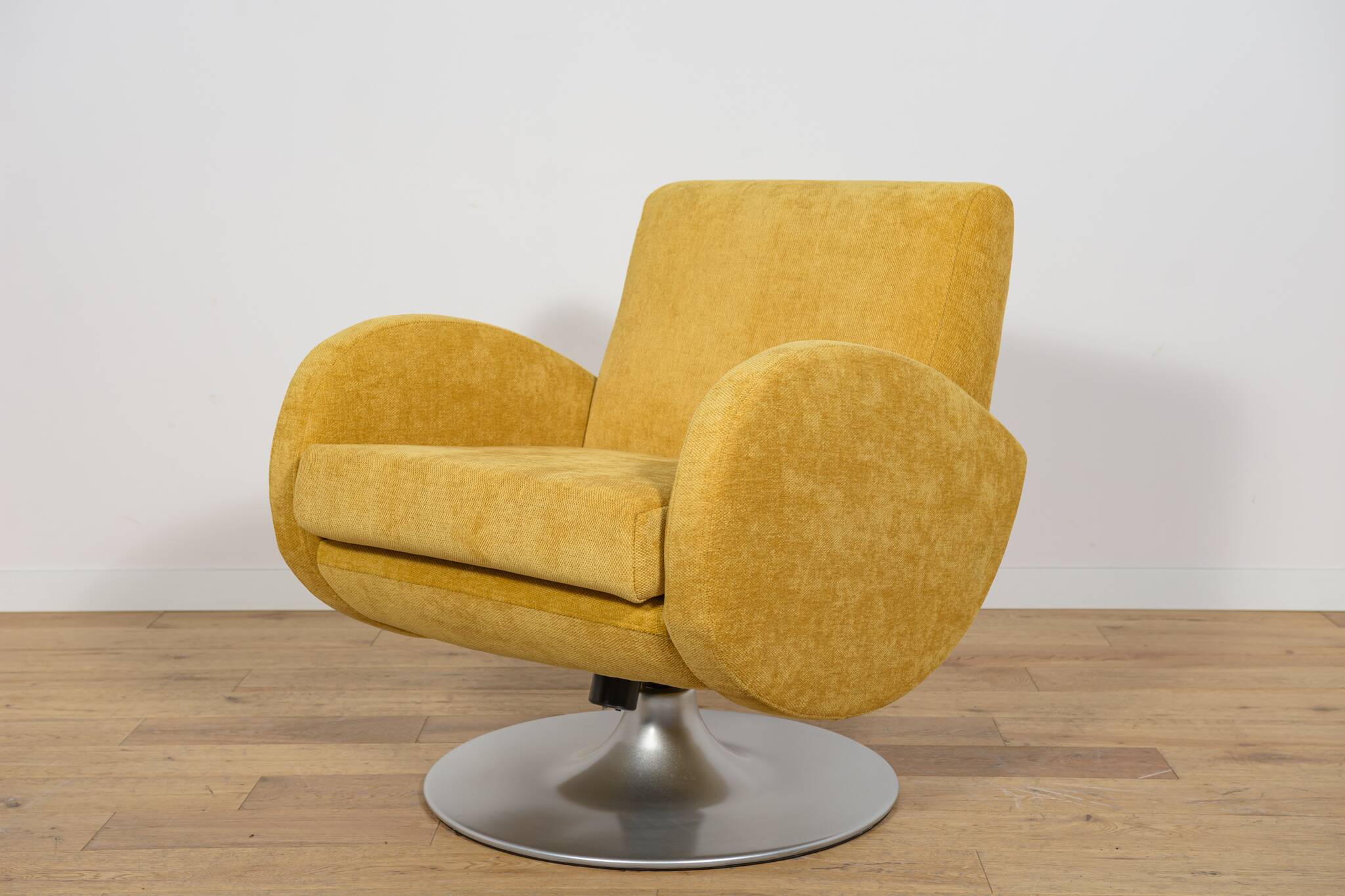 Mid-century swivel armchair, Denmark, 1960s,
