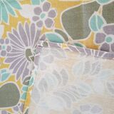 Round tablecloth and 6 napkins with vintage flower patterns