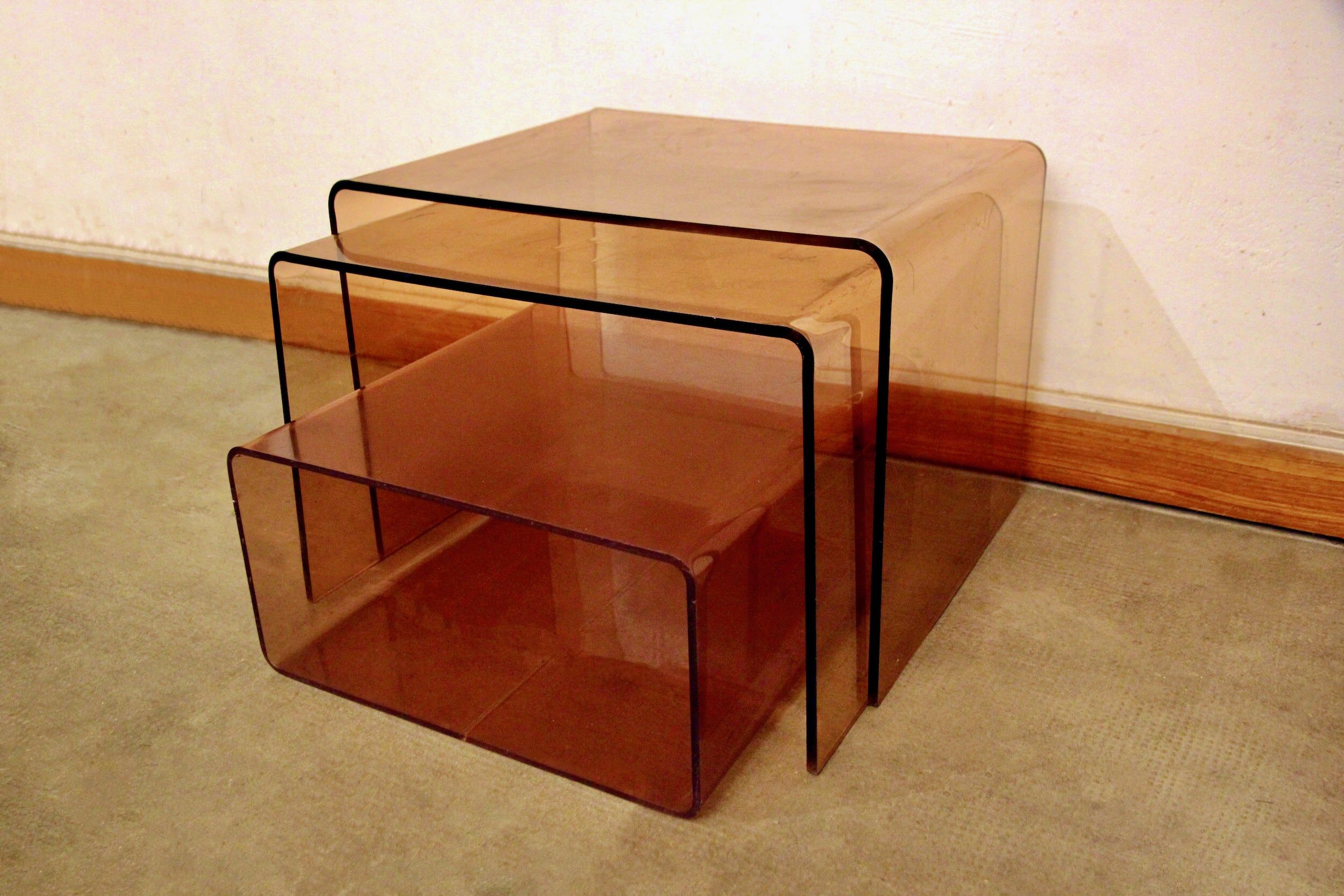 Vintage pull-out coffee tables in smoked plexiglass