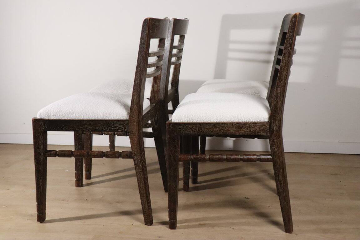Set of 4 modernist chairs in oak and boucle fabric - 1940