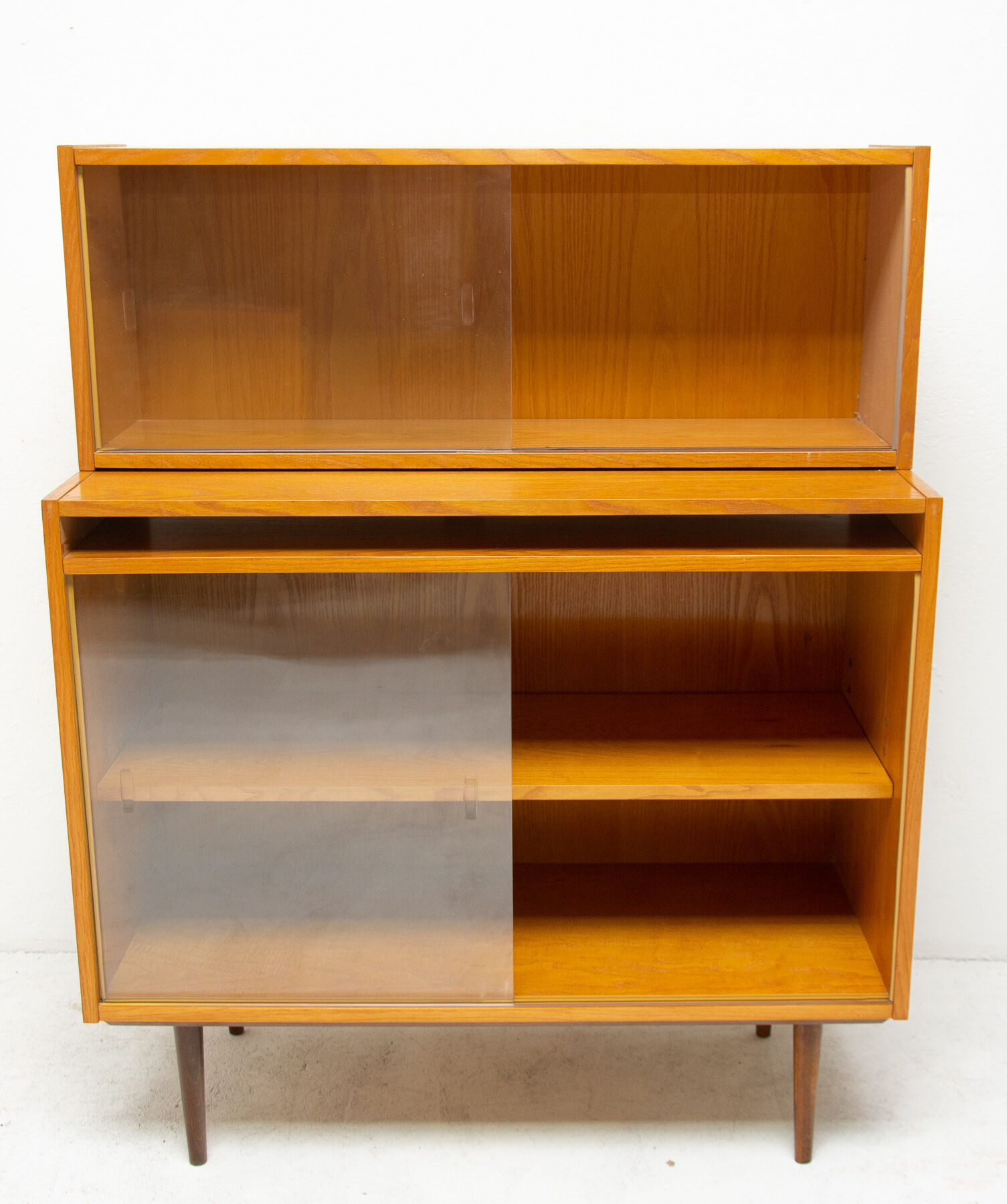 Bookcase ÚP Závody, Czechoslovakia, 1960
