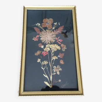 Dried flowers frame