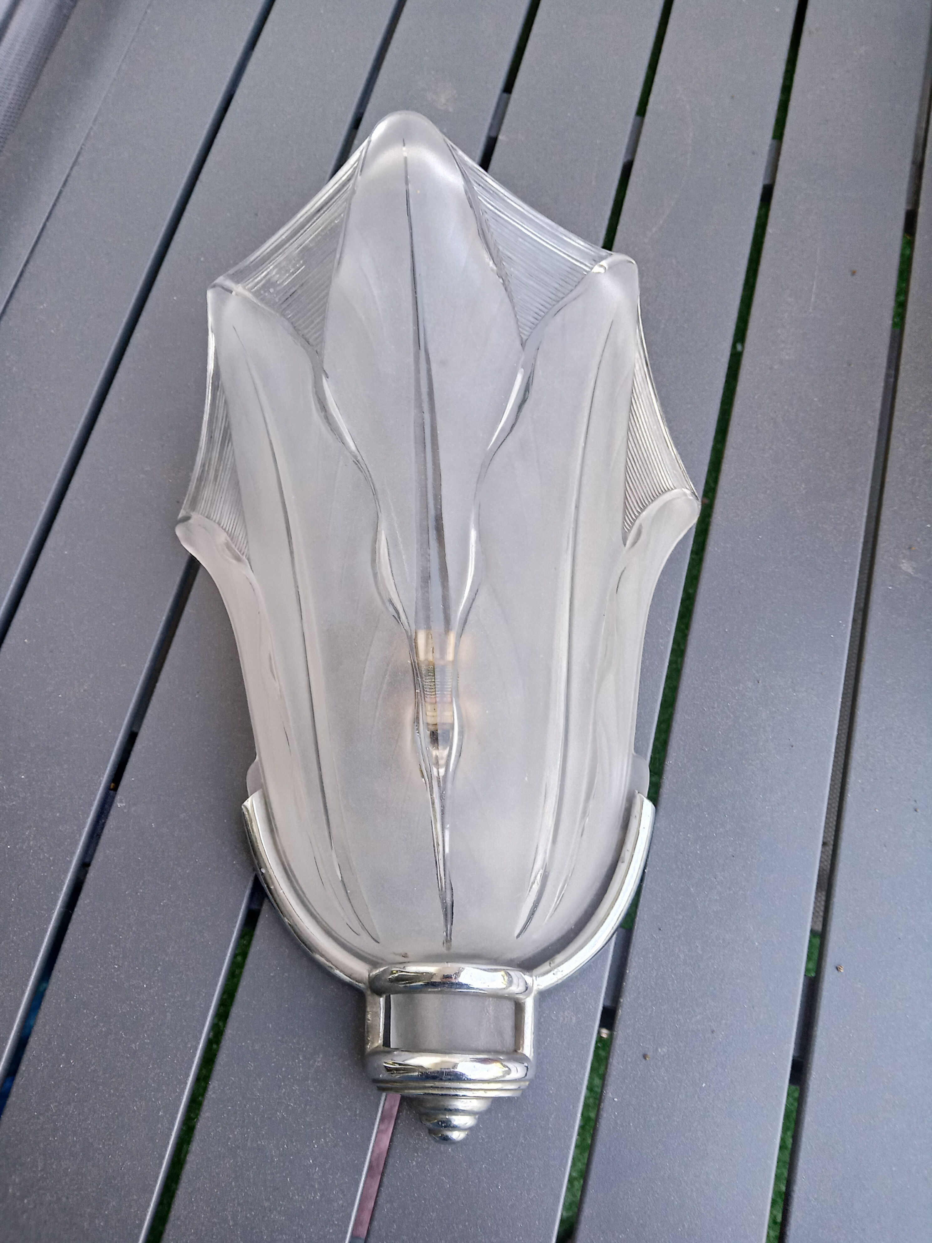 Art Deco wall lamp