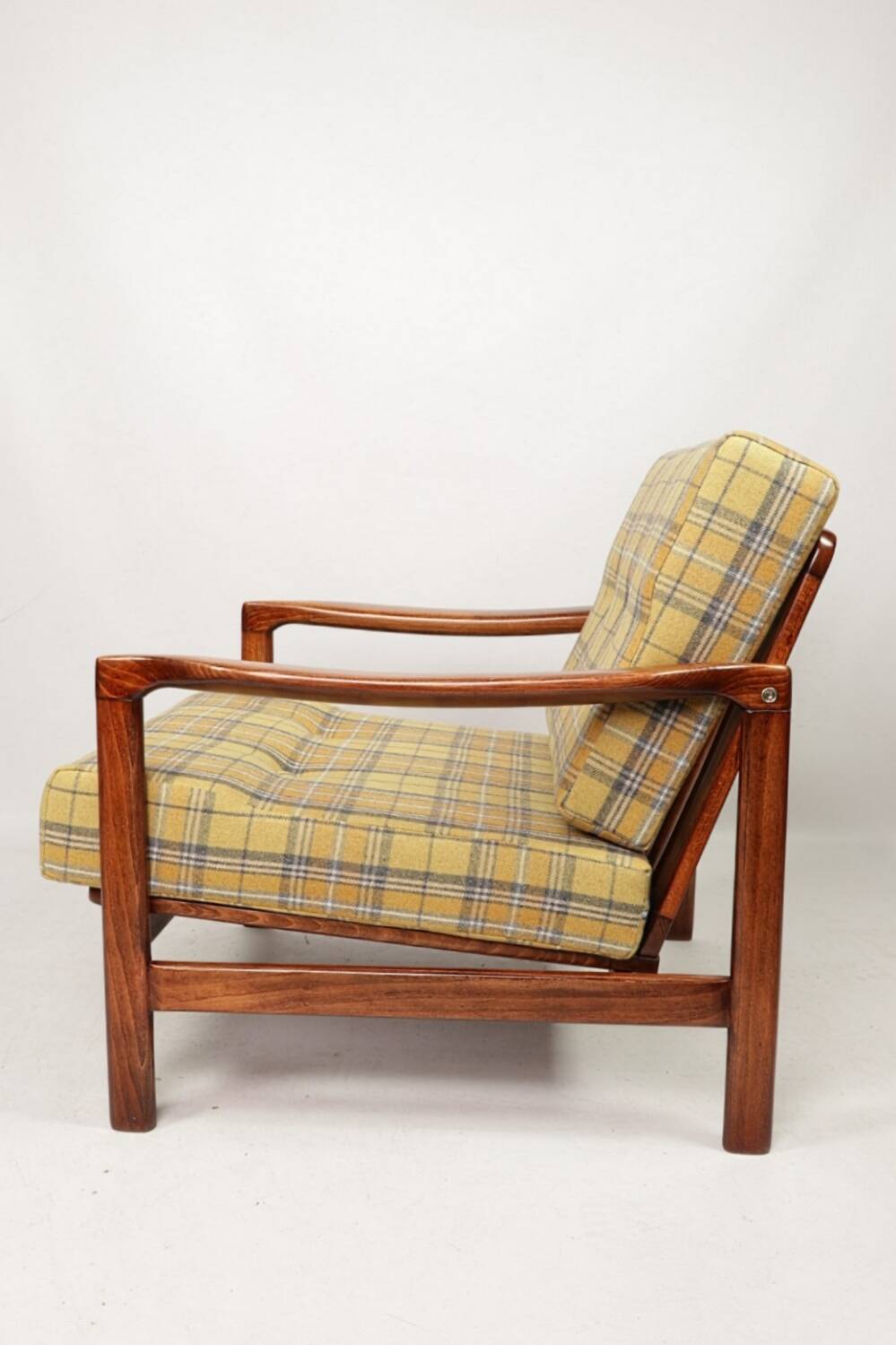 Vintage armchair tartan plaid wool design by Z. Baczyk 1965