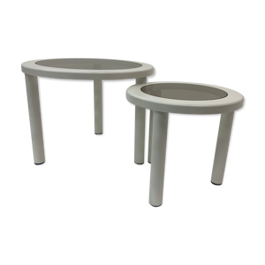 Ensemble de 2 tables