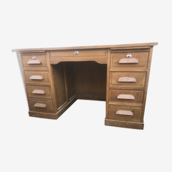 Light oak pedestal desk