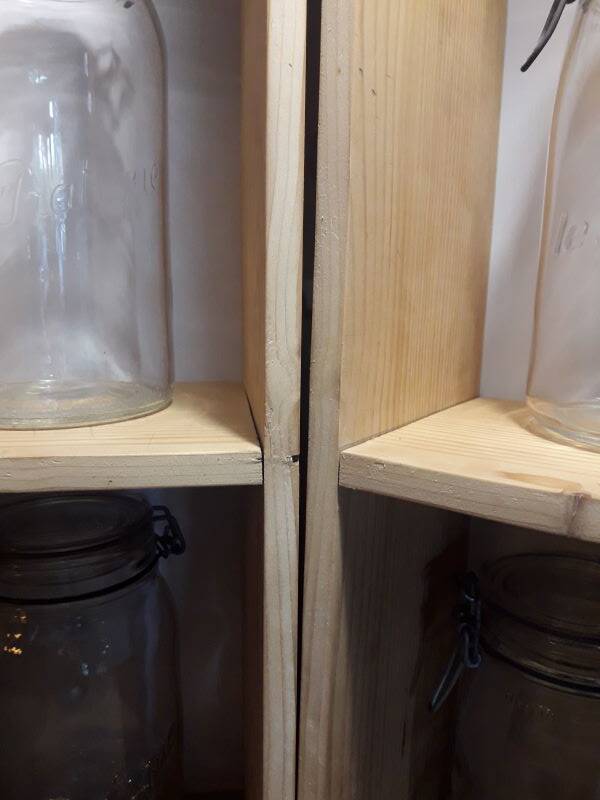 Spice shelves L1.6mxH79cm