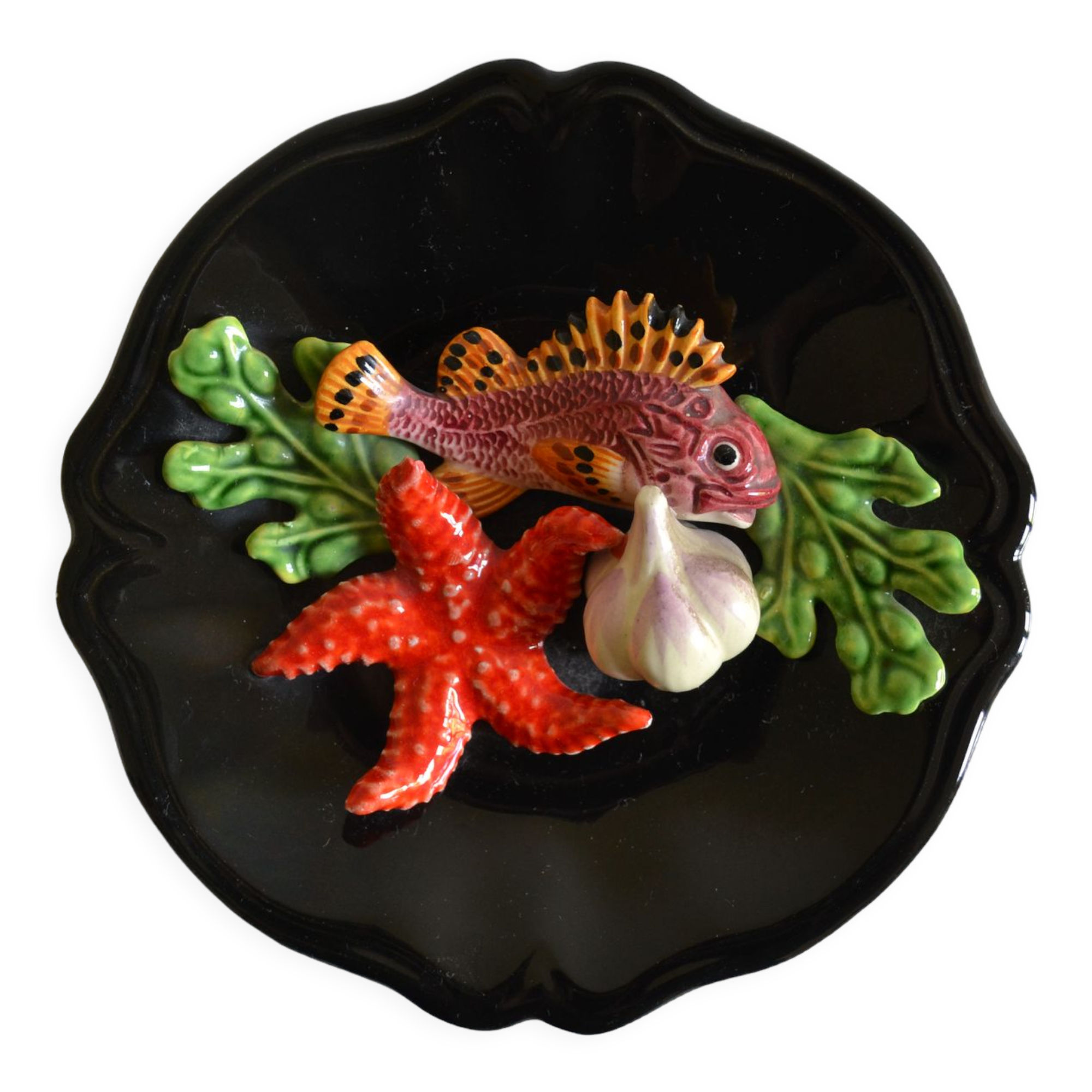 Assiette Vallauris 60's barbotine poisson