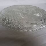 Plat en verre ciselé