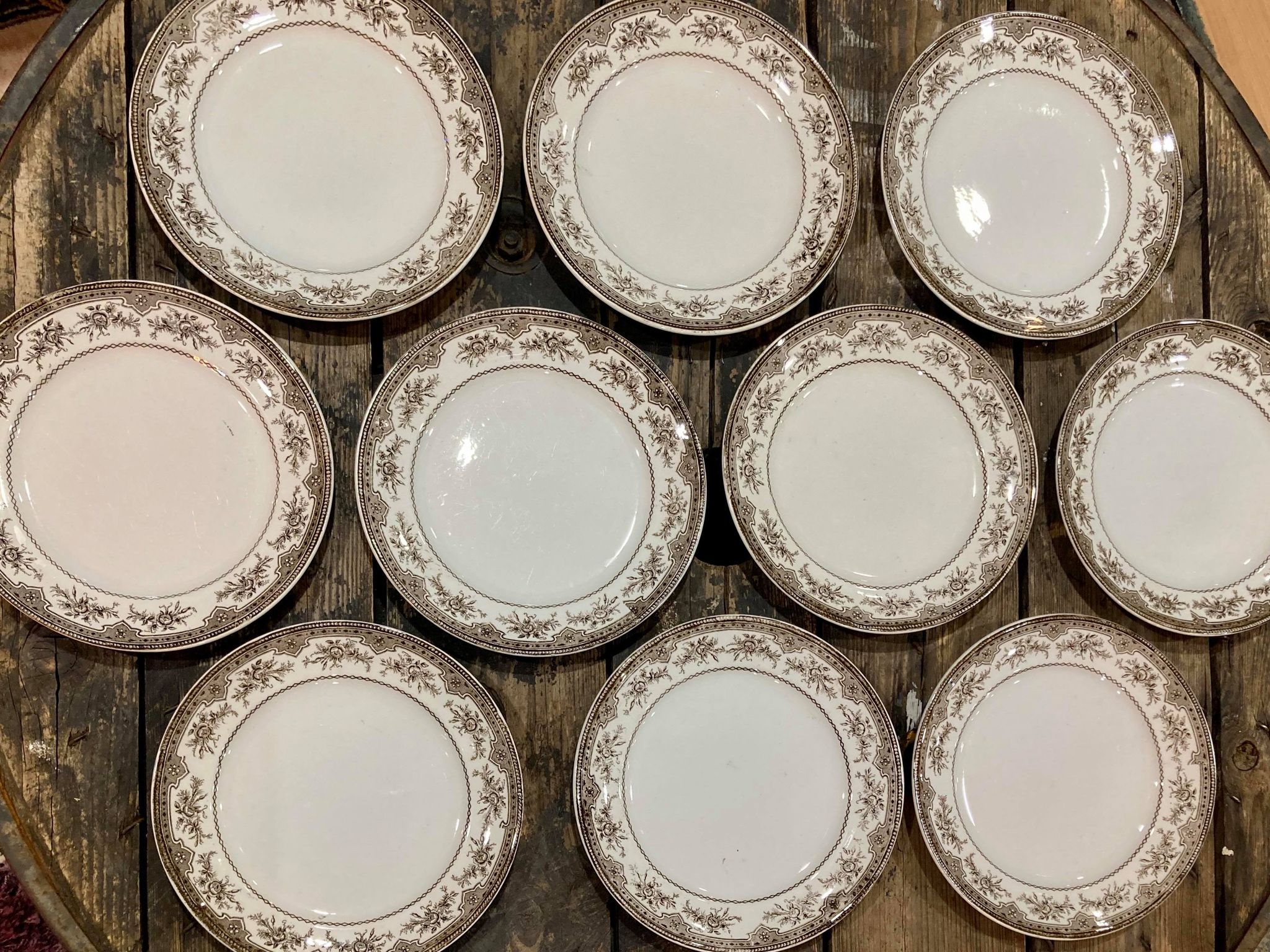 Lot 10 flat plates Onnaing