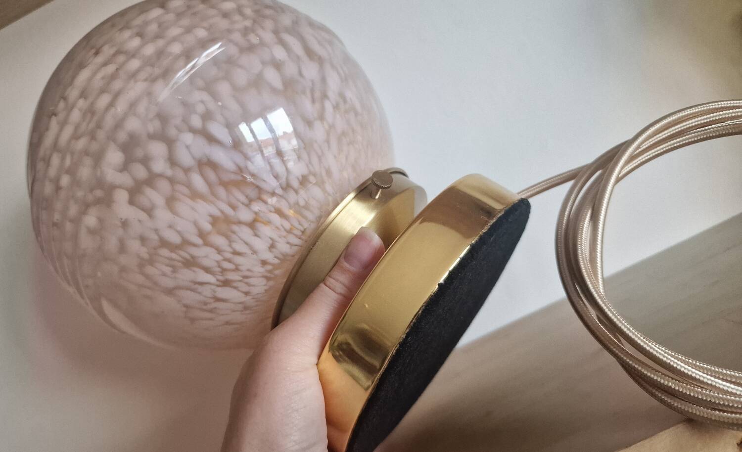 Pink Clichy glass globe in touch lamp