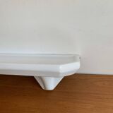 Ceramic shelf shelf