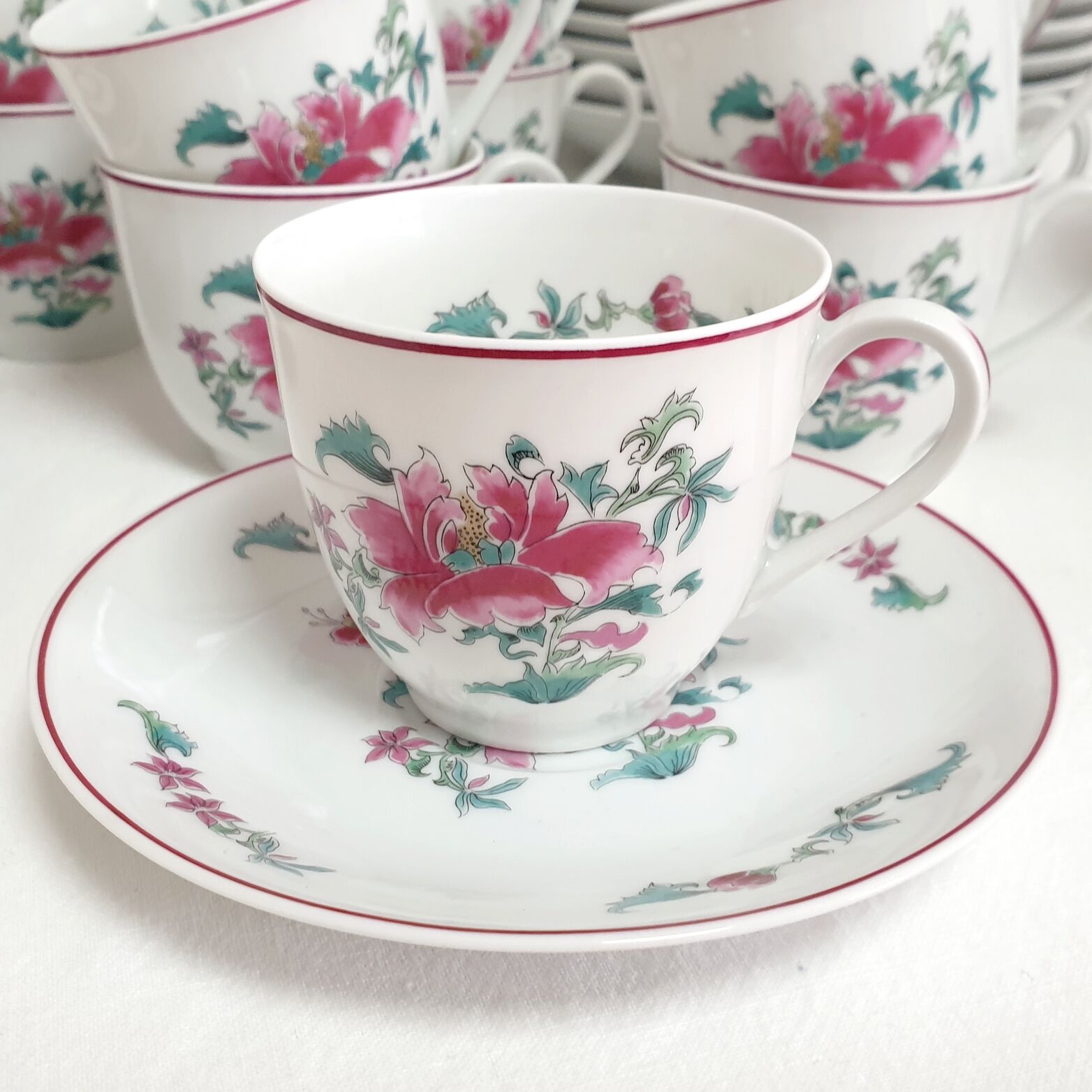 Limoges Bernardaud "Lhasa" porcelain table service 82 pieces