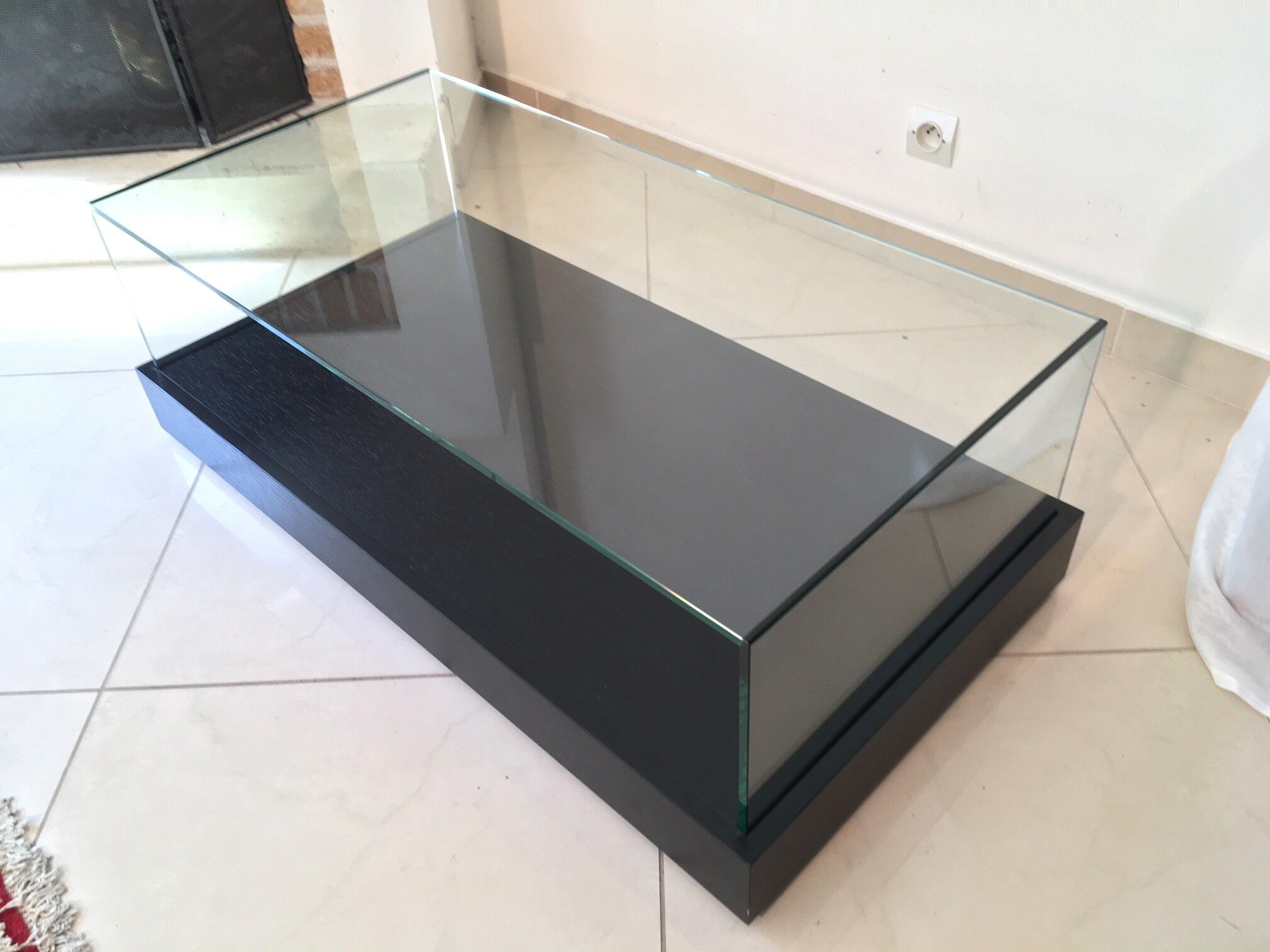 Contemporary coffee table