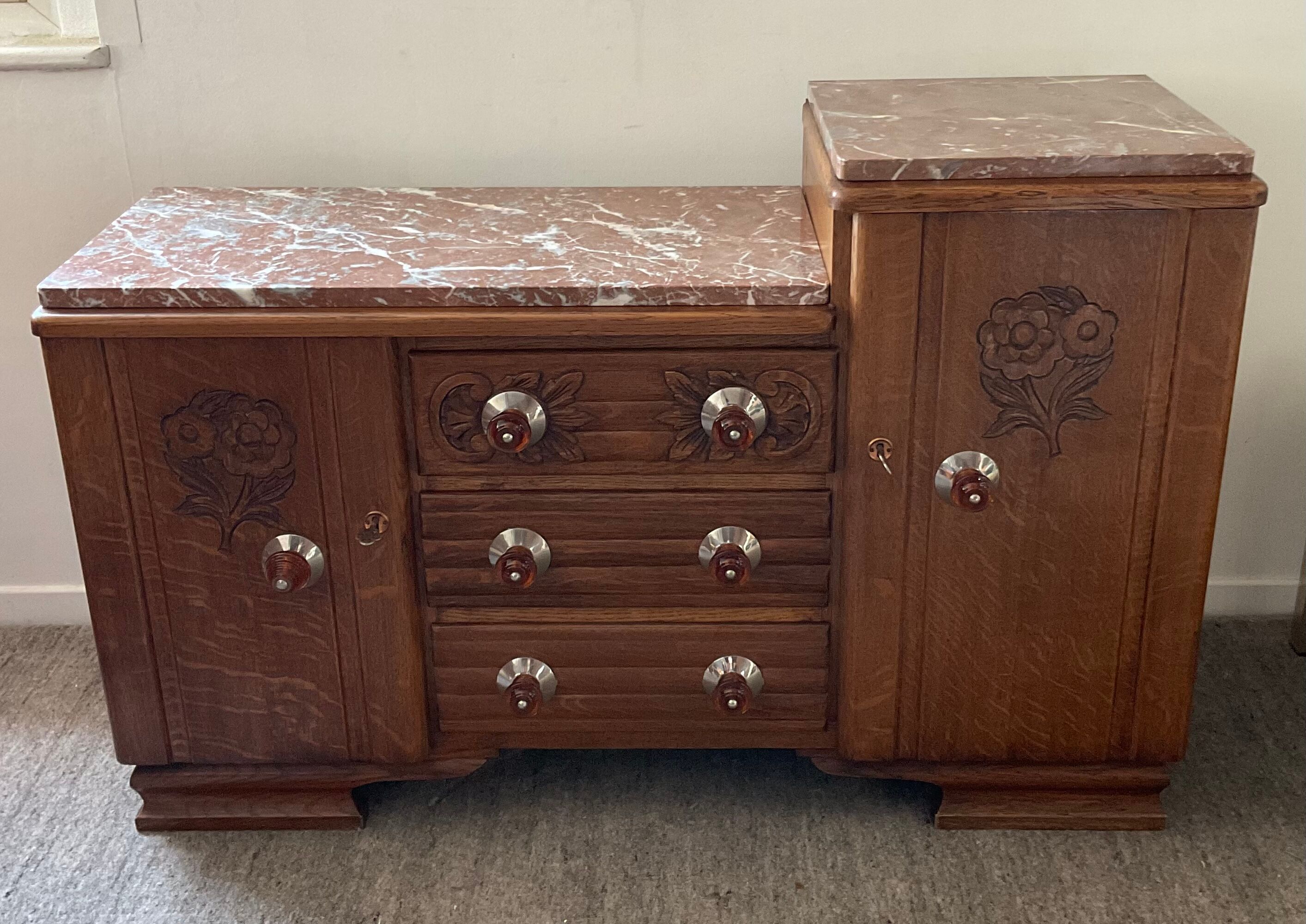 Art Deco sideboard in wood and marble