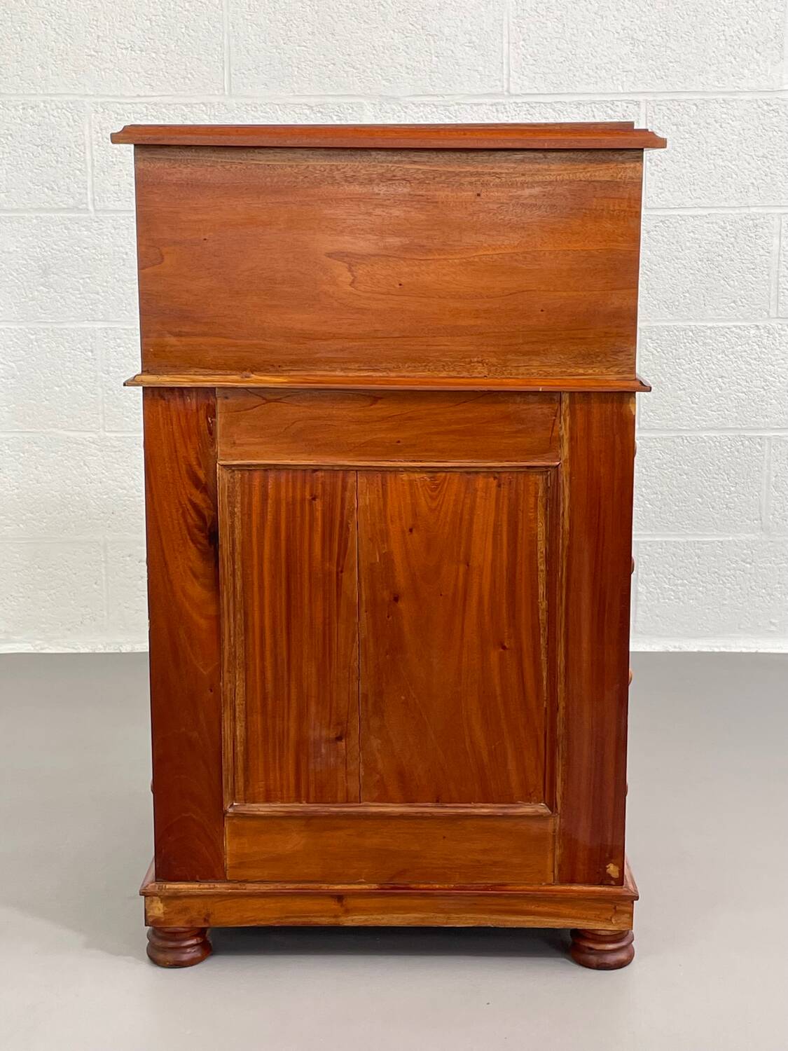 20th century Davenport desk with walnut piano top