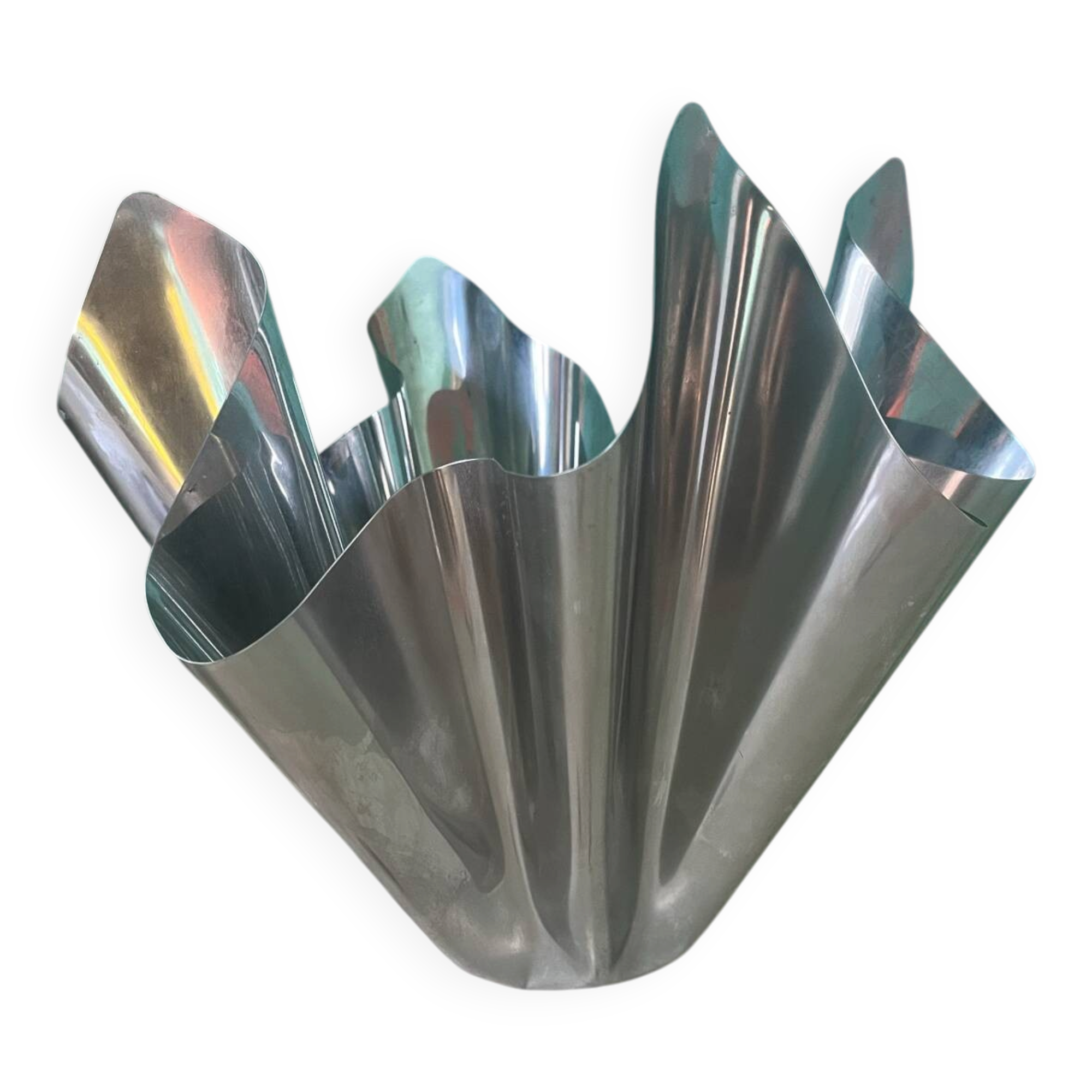 Dutch design tulip vase Martin Brühl The Edge