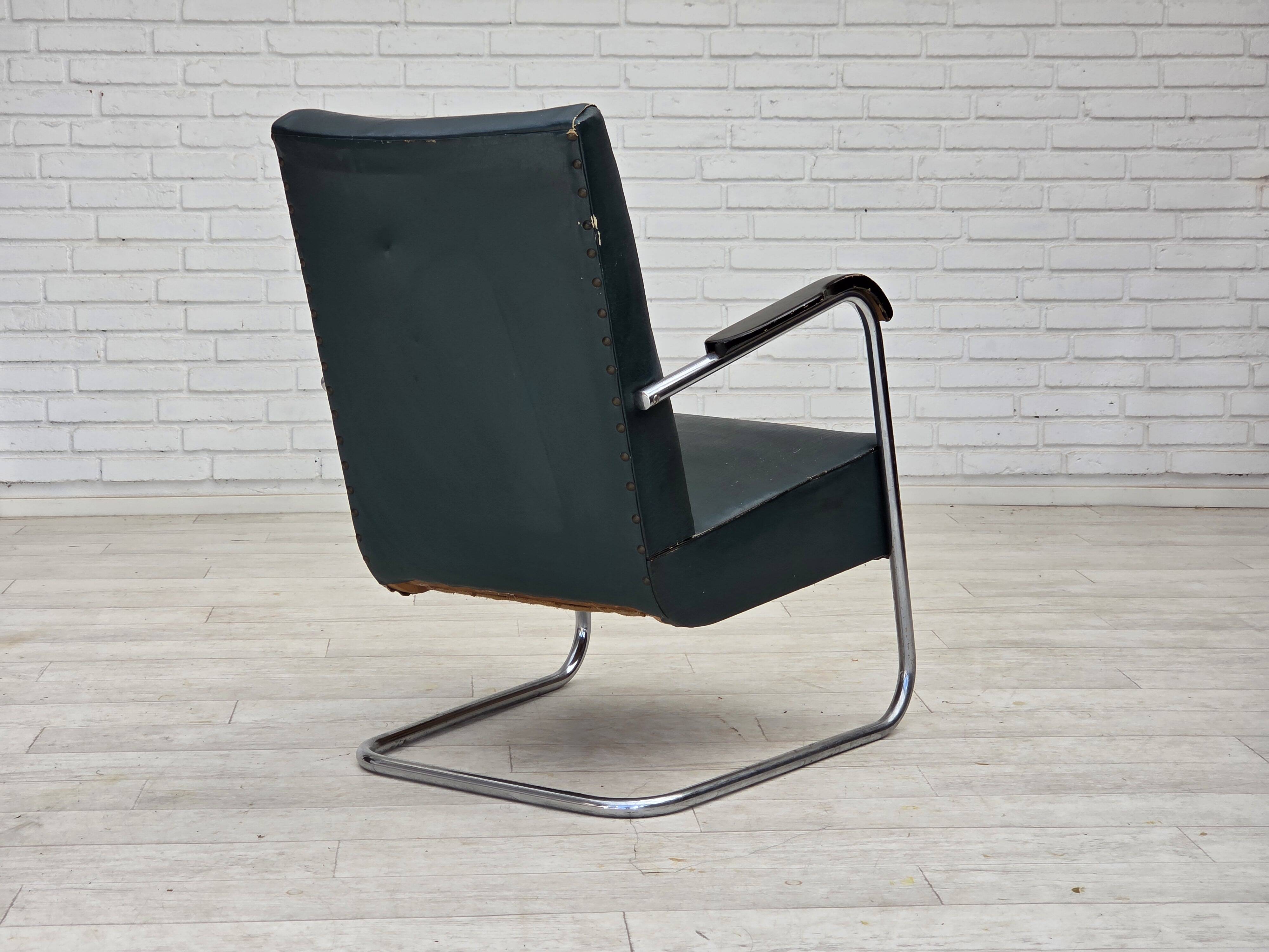 1950s, Scandinavian armchair in Bauhaus style, original condition.