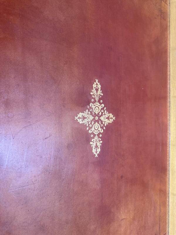 Bureau plat double de style Louis XVI en acajou à 8 pieds