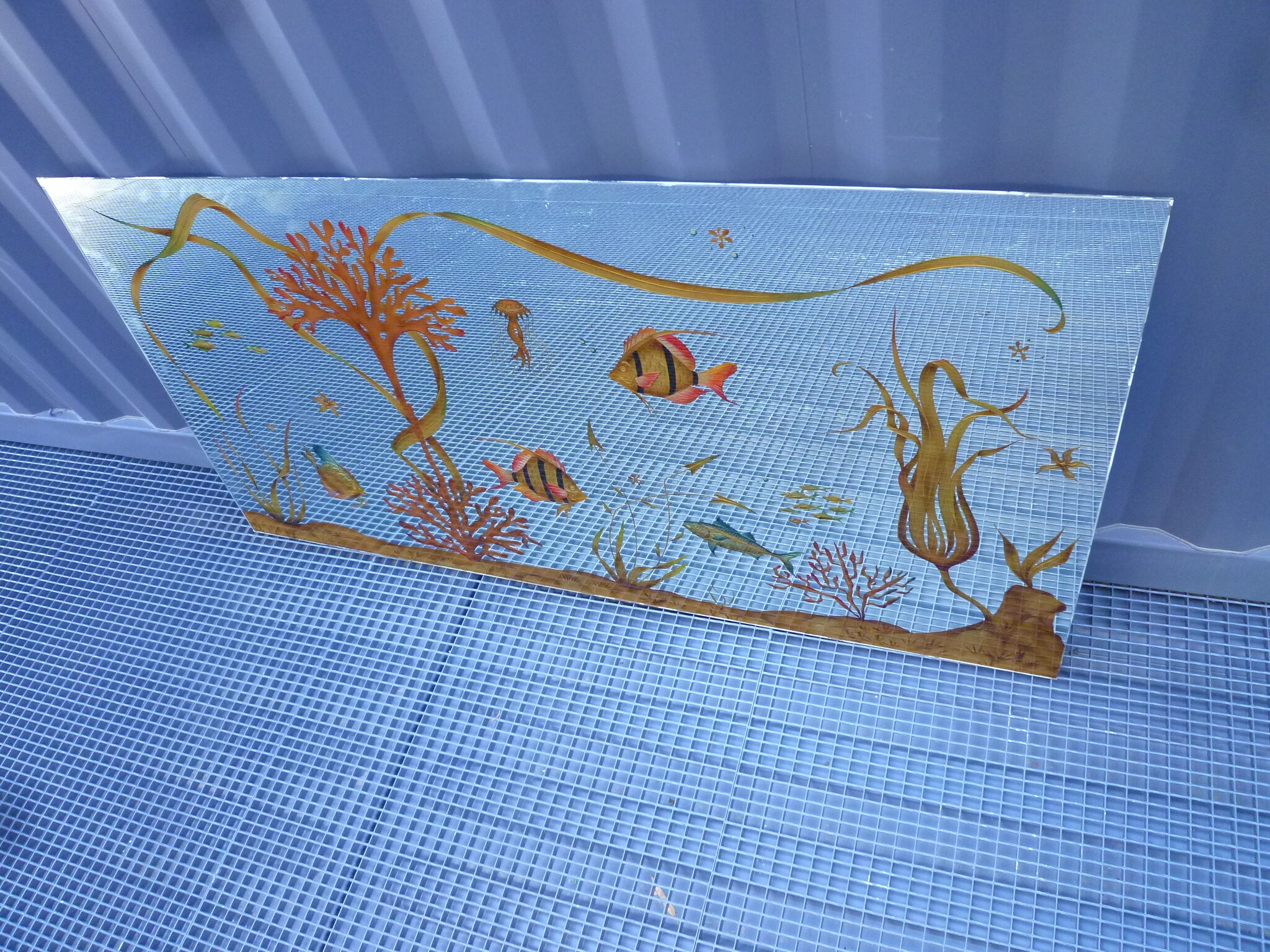 Eglomisé mirror seabed