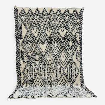 Tapis berbère en laine fait main 245 x 145 cm