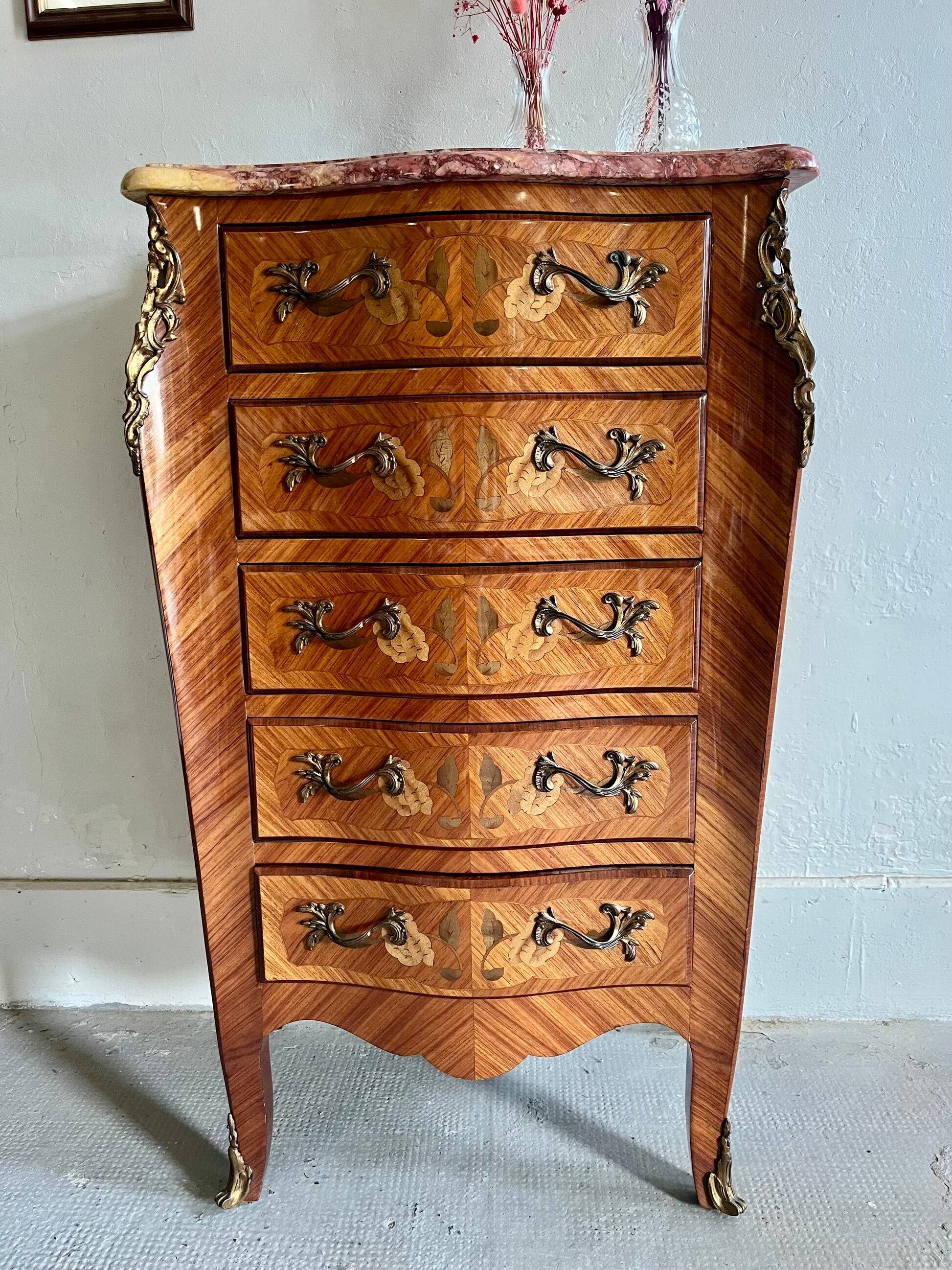 Chiffonnier Louis XV en bois et marbre