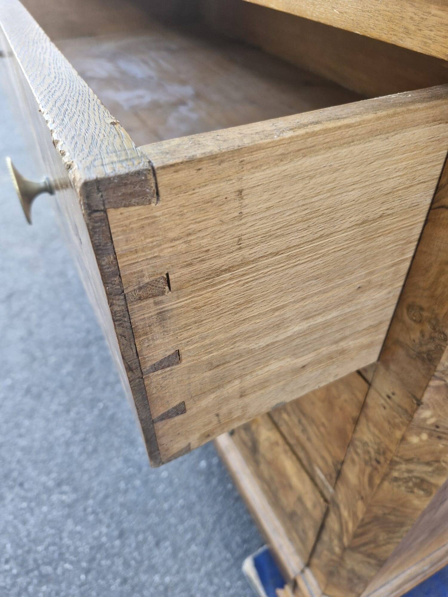 Commode