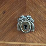 Louis XVI style chest of drawers, spinning top legs - transition style marquetry