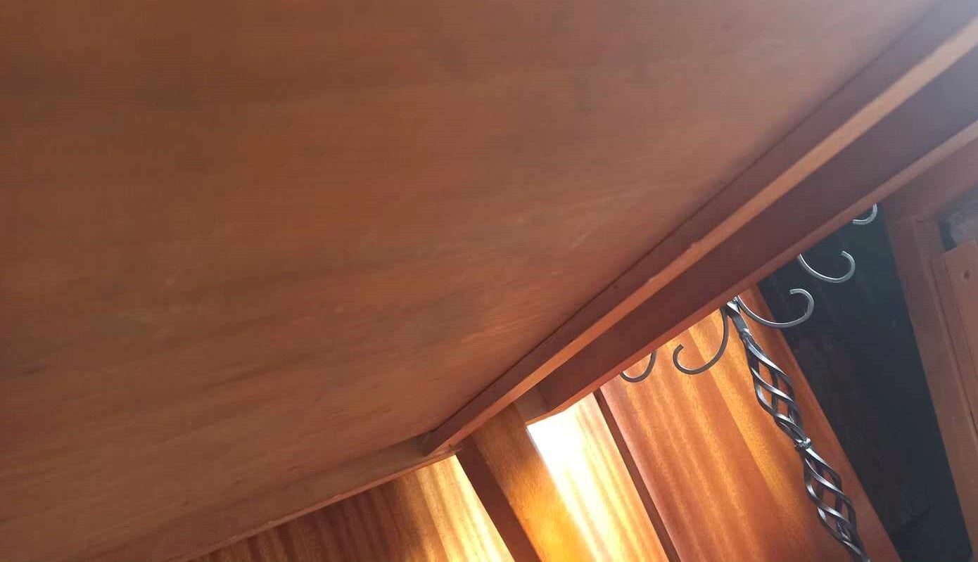 Modernist extendable dinning table  Bilea  of the 1960s.