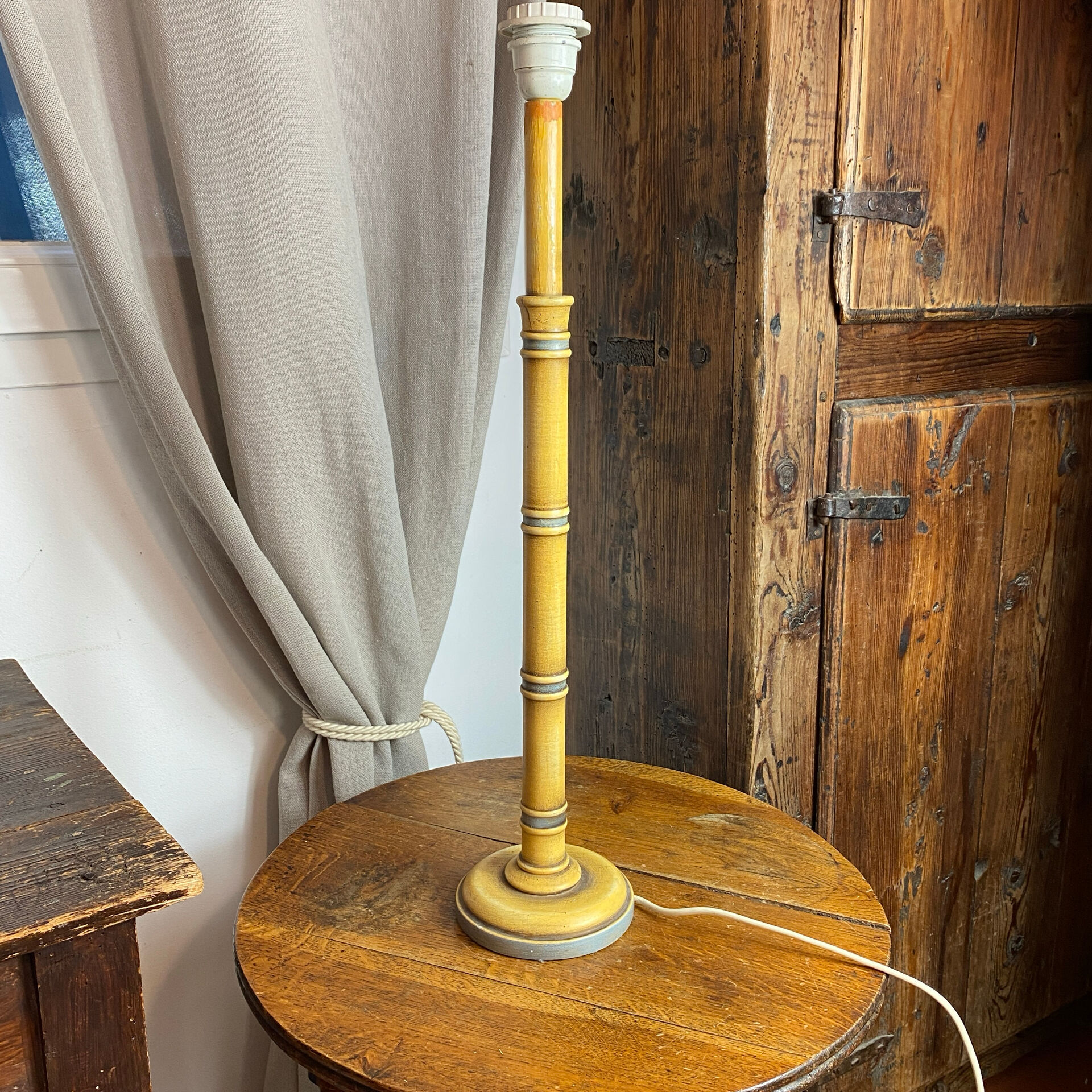 Bamboo-style wooden lamp base